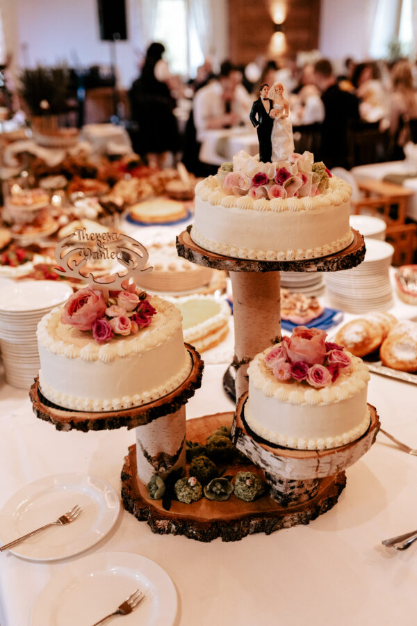 Kuchenetagere für 3 Torten – Bild 3